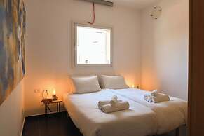 Old Jaffa Vintage Dream by Sea N' Rent