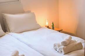 Old Jaffa Vintage Dream by Sea N' Rent