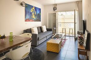 Old Jaffa Vintage Dream by Sea N' Rent