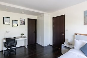 The Title II G 456-251