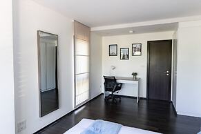 The Title II G 456-251