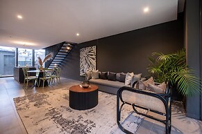 The Woods Luxury Homes - Elaleni Estate