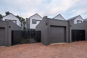 The Woods Luxury Homes - Elaleni Estate