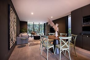 The Woods Luxury Homes - Elaleni Estate