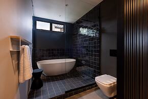 The Woods Luxury Homes - Elaleni Estate