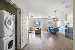 Spacious 4BR Condo Near French Quarter