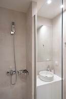 Newly Renovated 2Bdr Apt-5min to metro