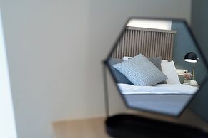 Newly Renovated 2Bdr Apt-5min to metro