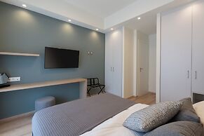 Newly Renovated 2Bdr Apt-5min to metro