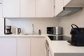 Newly Renovated 2Bdr Apt-5min to metro