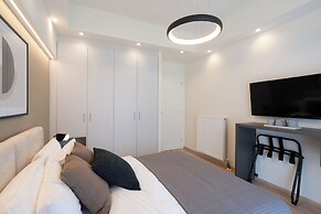 Newly Renovated 2Bdr Apt-5min to metro