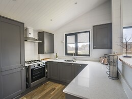 Oakwood 2 @ Pinewood Retreat