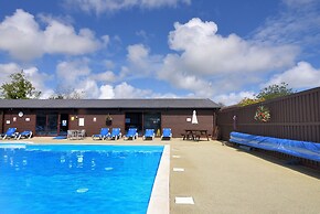 Oakwood 2 @ Pinewood Retreat