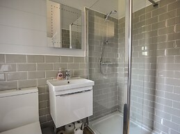 Oakwood 2 @ Pinewood Retreat