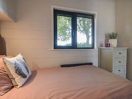 Oakwood 2 @ Pinewood Retreat