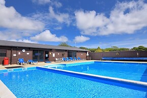 Oakwood 2 @ Pinewood Retreat