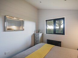 Oakwood 2 @ Pinewood Retreat