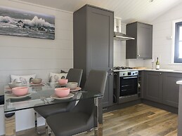 Oakwood 2 @ Pinewood Retreat