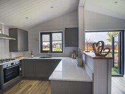 Oakwood 2 @ Pinewood Retreat