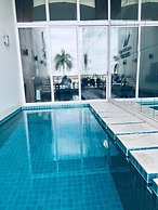 Crystal Blue Boutique Hotel