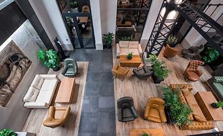 Bridge Hotel
