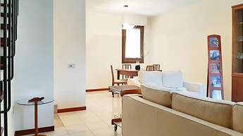 Villino Octagon in Assemini