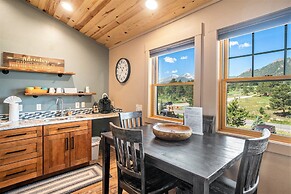 Solitude Longs Peak Suite 201 - Estes Park 1 Bedroom Studio by RedAwni