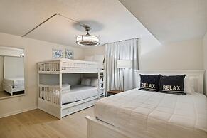 Dolphin Point 203c 2 Bedroom Condo by RedAwning