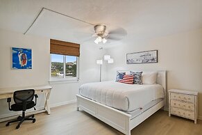 Dolphin Point 203c 2 Bedroom Condo by RedAwning