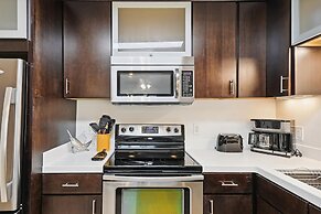 Dolphin Point 203c 2 Bedroom Condo by RedAwning