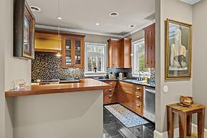 The Marsh House 2 Bedroom Home by RedAwning