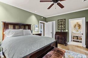 The Marsh House 2 Bedroom Home by RedAwning