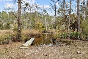 The Marsh House 2 Bedroom Home by RedAwning
