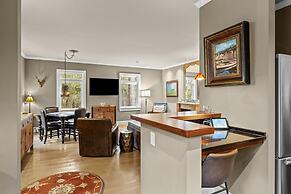 The Marsh House 2 Bedroom Home by RedAwning