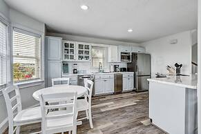 1650 N Fletcher Ave 4 Bedroom Home by RedAwning