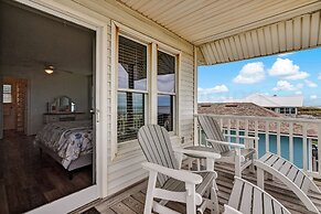 1650 N Fletcher Ave 4 Bedroom Home by RedAwning