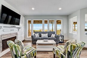 1650 N Fletcher Ave 4 Bedroom Home by RedAwning