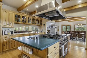 H7 at Hope Mountain -- 6-Bedroom Retreat Home at Allenspark Colorado 6