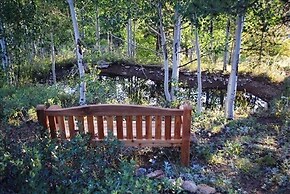 H7 at Hope Mountain -- 6-Bedroom Retreat Home at Allenspark Colorado 6