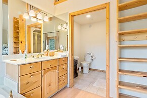 H7 at Hope Mountain -- 6-Bedroom Retreat Home at Allenspark Colorado 6