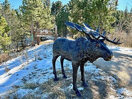 H7 at Hope Mountain -- 6-Bedroom Retreat Home at Allenspark Colorado 6