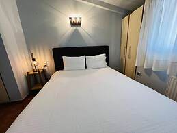 View Lake Attic in Ioannina