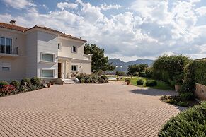 Villa Fantasia Isthmia