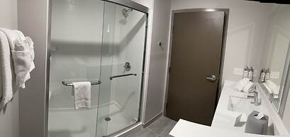 Holiday Inn Express & Suites Muskegon - Grand Haven by IHG