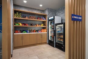 Holiday Inn Express & Suites Muskegon - Grand Haven by IHG