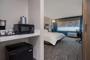 Holiday Inn Express & Suites Muskegon - Grand Haven by IHG
