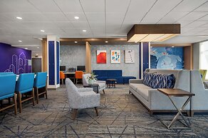 Holiday Inn Express & Suites Muskegon - Grand Haven by IHG