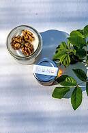 Yenesis Seaside Retreat - Adults only