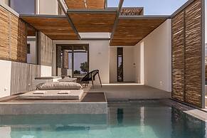 Yenesis Seaside Retreat - Adults only