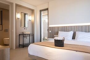 Yenesis Seaside Retreat - Adults only